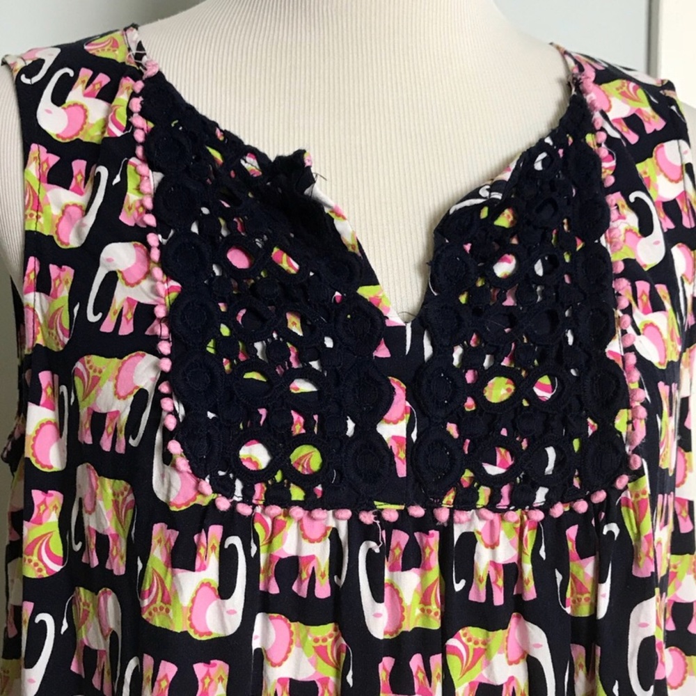Sleeveless house with elephant print, sz 1X